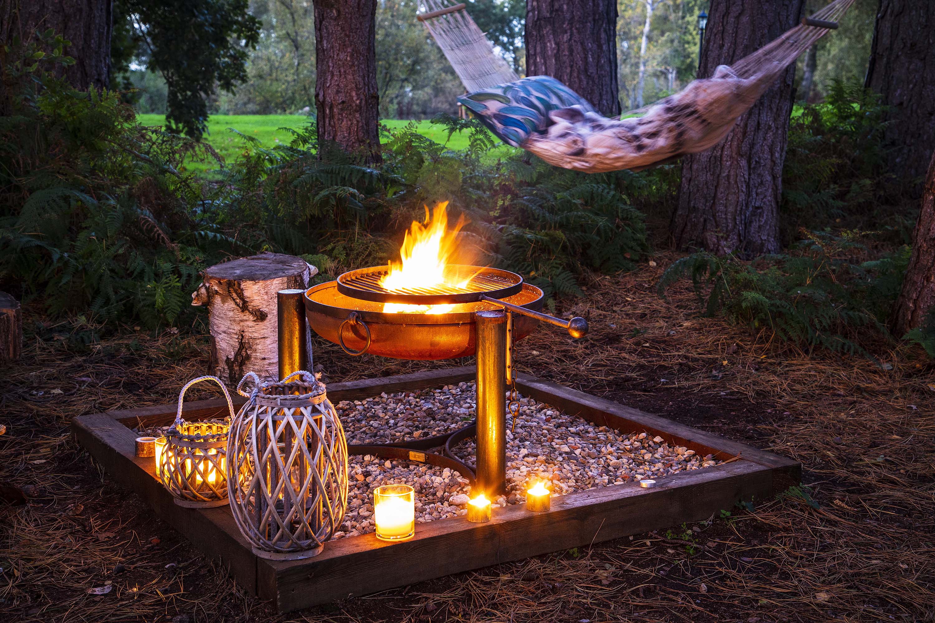 Treetop Hideaways' treehouse, Woodhall Spa