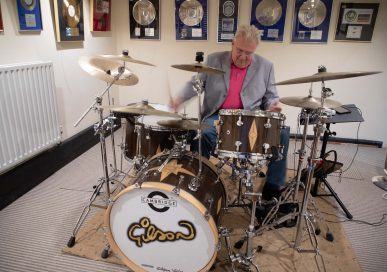 Gilson Lavis on the drums.