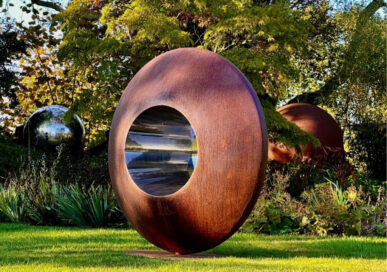 8 Garden Sculpture Ideas Worth Copying This Year