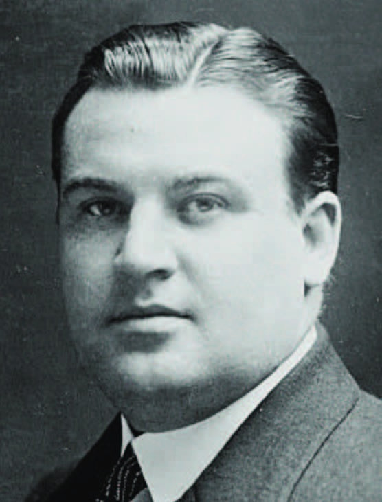 Black-and-white portrait of Lincolnshire-born operatic tenor Alfred Piccaver.