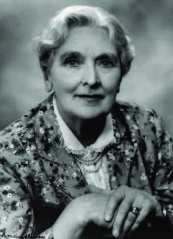 Black-and-white portrait of Gainsborough-born actor Dame Sybil Thorndike.