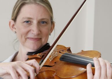 Libby 'the luthier' Summers.