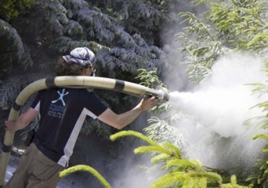 Harry, Vix and the team can create any weather conditions on set but specialise in ground snow and falling snow.