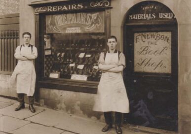 Frank Newbon's shop at 50, Broad Street