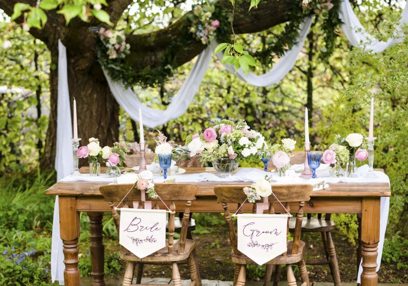 A Rutland wedding at Barnsdale Gardens, image by Amanda Forman Photography.